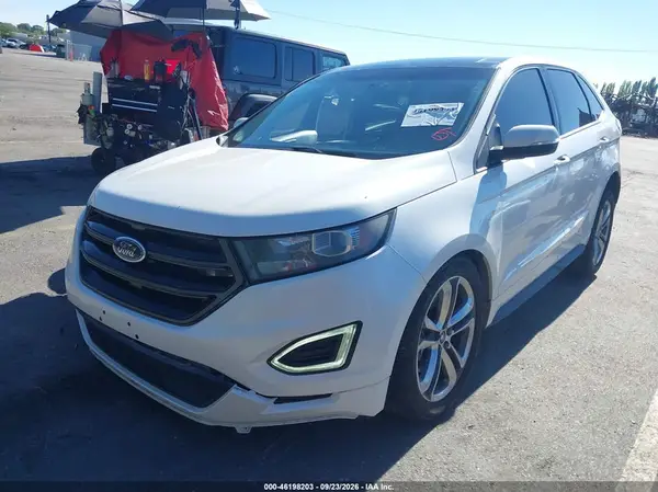 2FMPK4AP6GBB53692 — 2016 Ford EDGE, фото 2 с аукциона IAAI, Правый бок