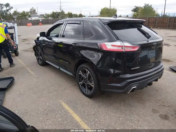 2FMPK4AP2LBA74496 — 2020 Ford EDGE, фото 3 с аукциона IAAI, Передняя часть