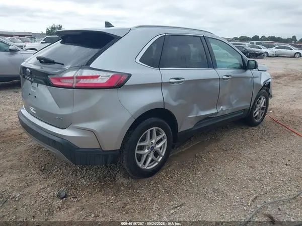2FMPK4J99NBB14268 — 2022 Ford EDGE, фото 4 с аукциона IAAI, Передняя часть справа