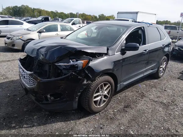 2FMPK4J90PBA45764 — 2023 Ford EDGE, фото 2 с аукциона IAAI, Передняя часть