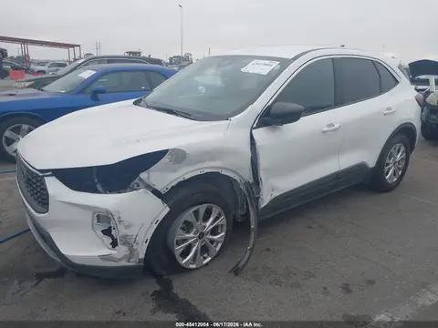 2023 Ford Escape Active VIN 1FMCU0GN3PUB14236 фото 2