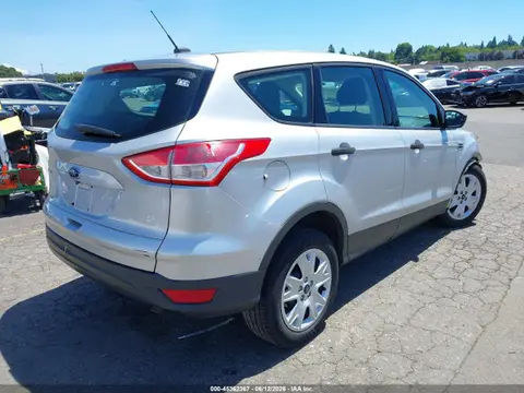 2014 Ford ESCAPE S VIN 1FMCU0F78EUB16659 фото 4