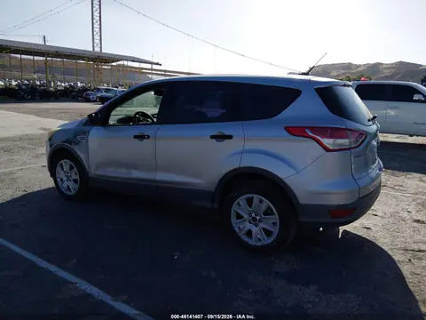 2015 Ford ESCAPE S VIN 1FMCU0F7XFUC26274 фото 3