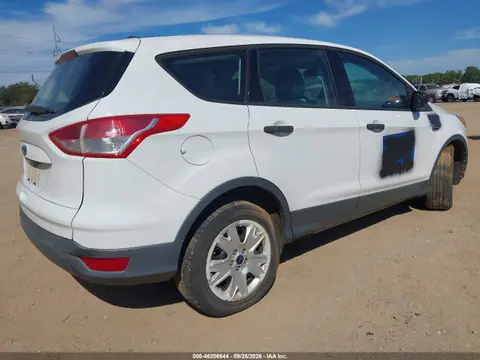 2015 Ford ESCAPE S VIN 1FMCU0F72FUB50887 фото 4