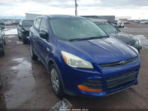 1FMCU0F78FUA25828 — 2015 Ford Escape S, Естественный износ (Normal Wear & Tear), фото до ремонта