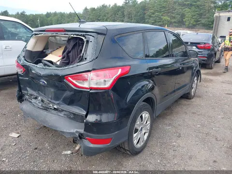 2016 Ford ESCAPE S VIN 1FMCU0F7XGUC31704 фото 4