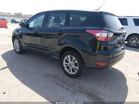 2017 Ford ESCAPE S VIN 1FMCU0F71HUE35518 фото 3