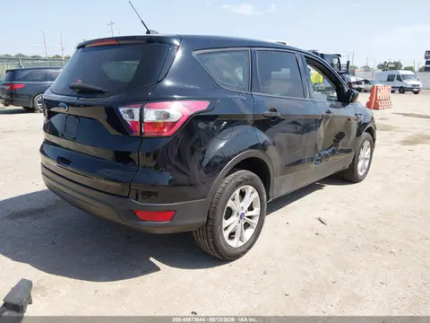 2017 Ford ESCAPE S VIN 1FMCU0F71HUE35518 фото 4