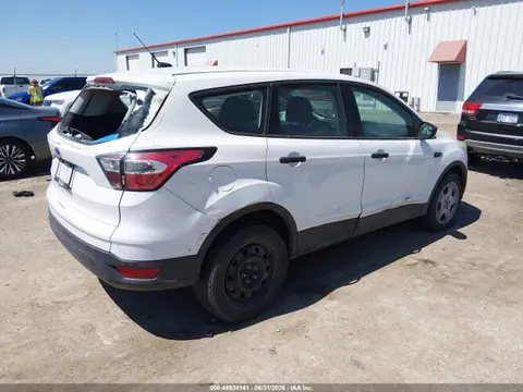 2017 Ford ESCAPE S VIN 1FMCU0F70HUA14079 фото 4