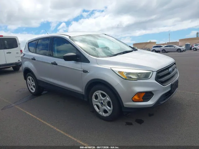 2017 Ford ESCAPE S VIN 1FMCU0F76HUA41335 фото 1