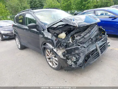 1FMCU0F79KUB08081 — 2019 Ford Escape S, Передняя часть (Front), фото до ремонта