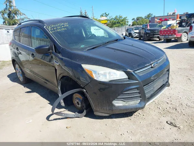 2014 Ford ESCAPE SE VIN 1FMCU9GXXEUC33033 фото 1