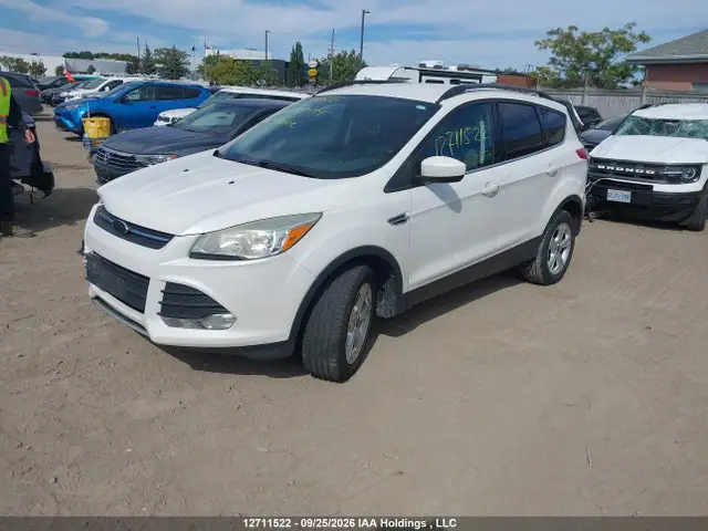 1FMCU9GX8EUC87494 — 2014 Ford Escape SE, фото 2 с аукциона IAAI 14.10.2026, Передняя часть