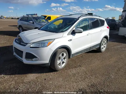2014 Ford ESCAPE SE VIN 1FMCU9GXXEUD90061 фото 2