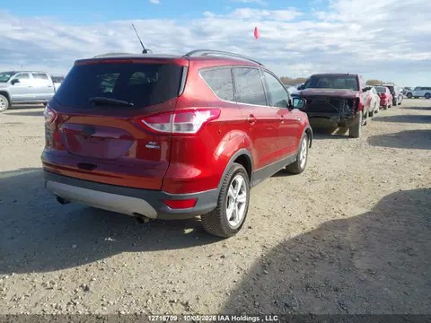 2014 Ford ESCAPE SE VIN 1FMCU9GX7EUD54540 фото 4