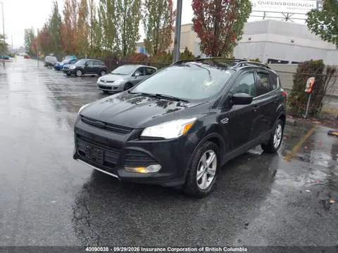 2014 Ford ESCAPE SE VIN 1FMCU9G99EUE02797 фото 2