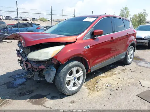 2014 Ford ESCAPE SE VIN 1FMCU0GX2EUA62581 фото 2