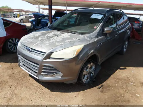 2014 Ford ESCAPE SE VIN 1FMCU0GX6EUB86272 фото 2