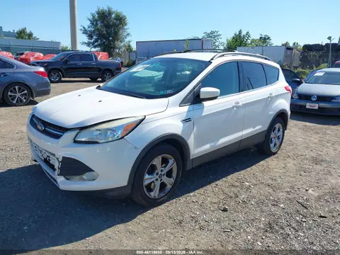 2014 Ford ESCAPE SE VIN 1FMCU0G97EUB37440 фото 2
