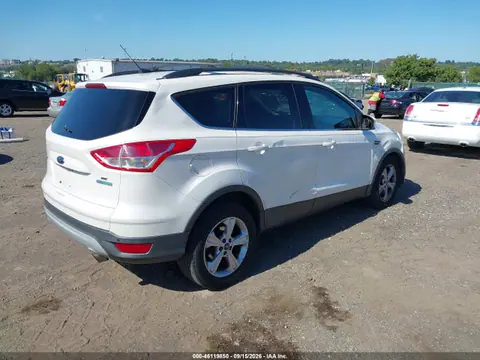 2014 Ford ESCAPE SE VIN 1FMCU0G97EUB37440 фото 4