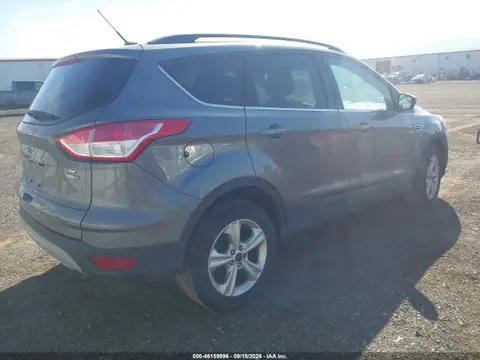 2014 Ford ESCAPE SE VIN 1FMCU9GX7EUC84103 фото 4