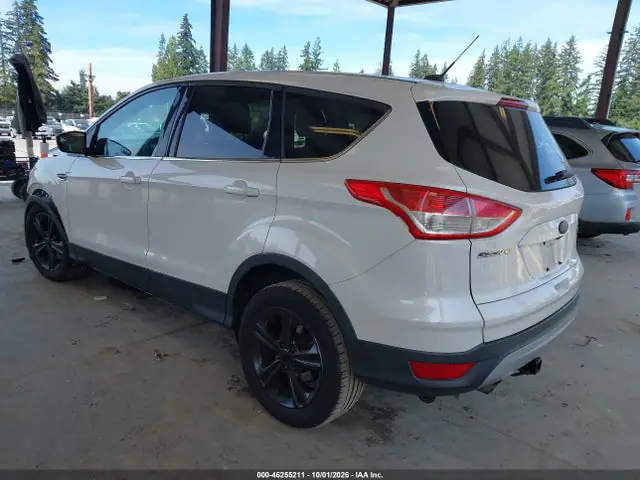 1FMCU0GX2EUD49189 — 2014 Ford Escape SE, фото 3 с аукциона IAAI 14.10.2026, Передняя часть