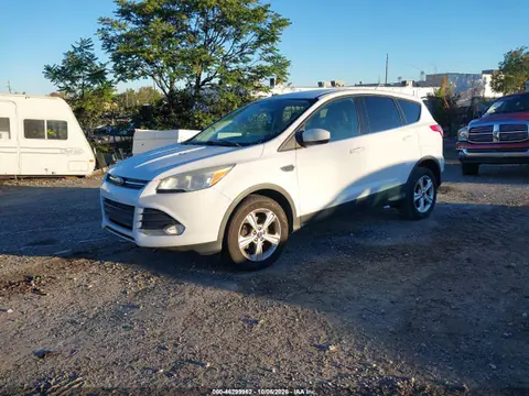 2014 Ford ESCAPE SE VIN 1FMCU0GX7EUC10014 фото 2