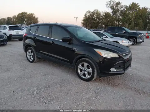 1FMCU9G99EUA24190 — 2014 Ford Escape SE, Естественный износ (Normal Wear & Tear), фото до ремонта