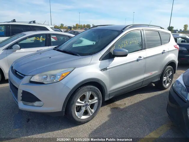 2015 Ford ESCAPE SE VIN 1FMCU9G91FUB99177 фото 2