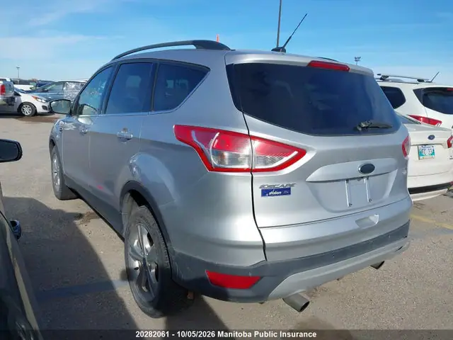 2015 Ford ESCAPE SE VIN 1FMCU9G91FUB99177 фото 3