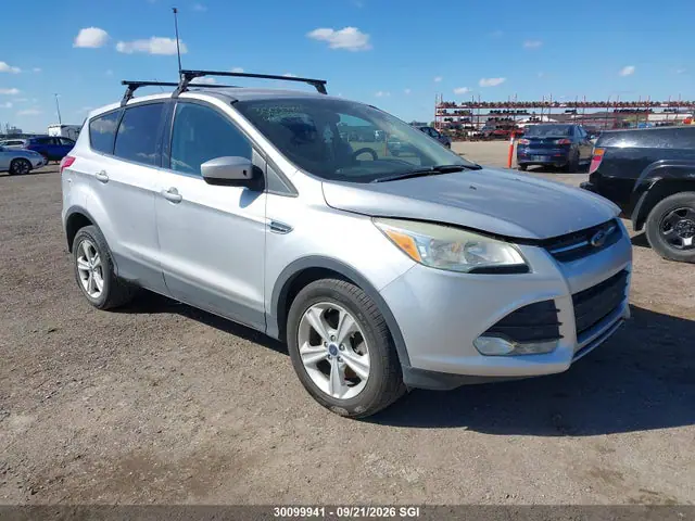 1FMCU9GX6FUB65945 — 2015 Ford Escape SE, Град (Hail), фото до ремонта