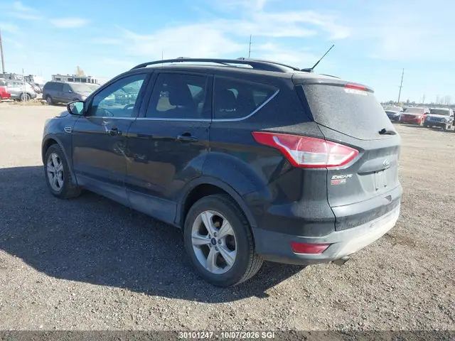 2015 Ford ESCAPE SE VIN 1FMCU9GX8FUA71064 фото 3