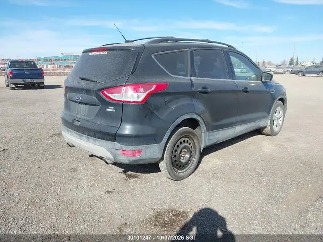 2015 Ford ESCAPE SE VIN 1FMCU9GX8FUA71064 фото 4