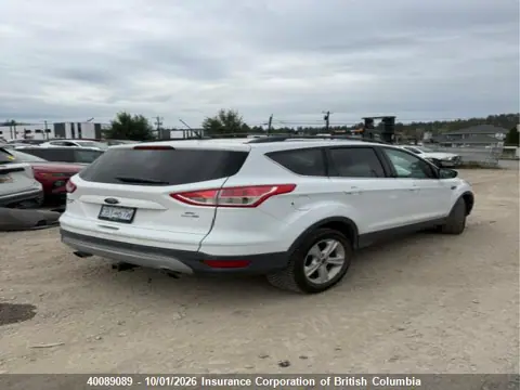 2015 Ford ESCAPE SE VIN 1FMCU9G95FUC51278 фото 4