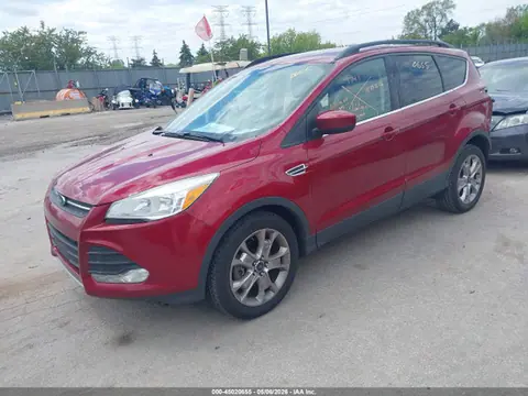 2015 Ford ESCAPE SE VIN 1FMCU0G94FUB92588 фото 2