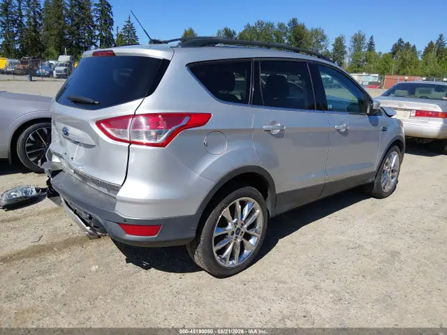 1FMCU9GX3FUC37099 — 2015 Ford Escape SE, фото 4 с аукциона IAAI 14.10.2026, Передняя и задняя части