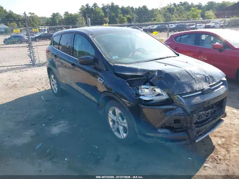 1FMCU9G93FUA09668 — 2015 Ford Escape SE, Передняя часть (Front End), фото до ремонта