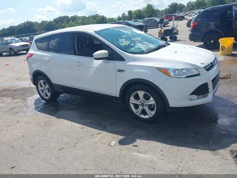 1FMCU0G70FUC76633 — 2015 Ford Escape SE, Подтопление (Flood), фото до ремонта