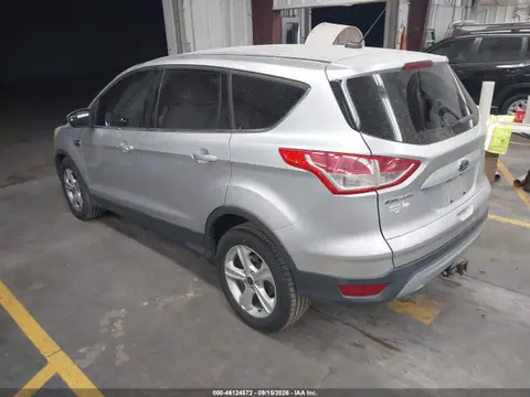 2015 Ford ESCAPE SE VIN 1FMCU0G76FUB81574 фото 3