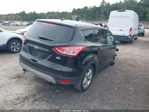 2015 Ford ESCAPE SE VIN 1FMCU9GX5FUC52736 фото 4