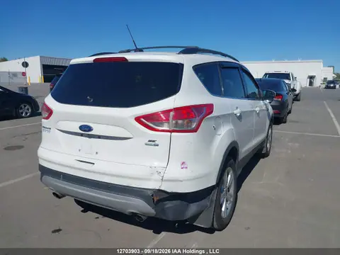 2016 Ford ESCAPE SE VIN 1FMCU9GX7GUA78704 фото 4