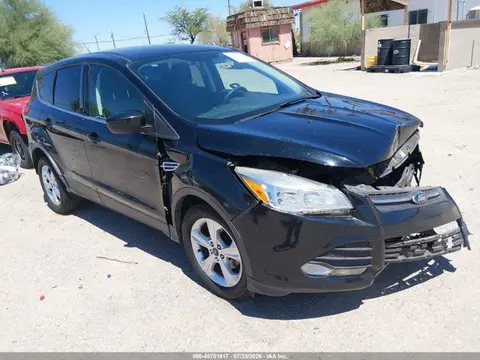 1FMCU0G70GUB23252 — 2016 Ford Escape SE, Передняя часть (Front End), фото до ремонта
