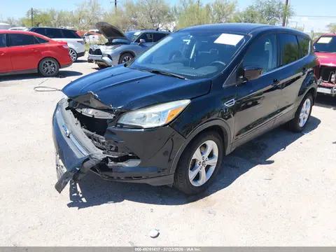 2016 Ford ESCAPE SE VIN 1FMCU0G70GUB23252 фото 2