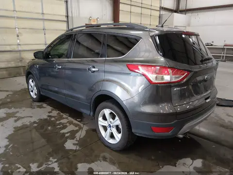 2016 Ford ESCAPE SE VIN 1FMCU9GX5GUA21501 фото 3