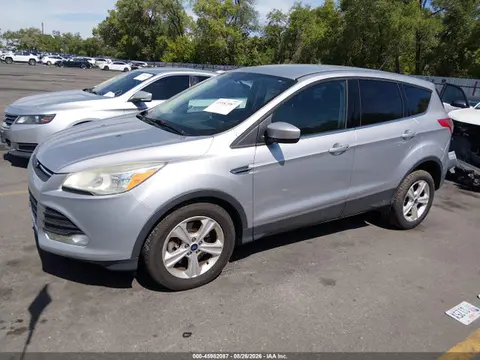 2016 Ford ESCAPE SE VIN 1FMCU9GX7GUC81625 фото 2