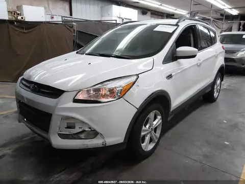 2016 Ford ESCAPE SE VIN 1FMCU9G91GUC83212 фото 2