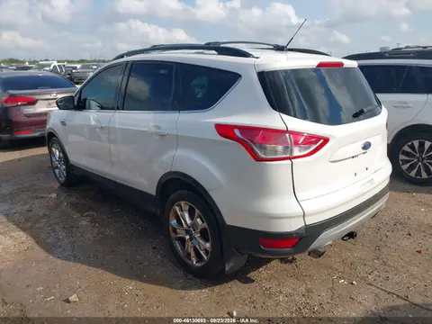 2016 Ford ESCAPE SE VIN 1FMCU0G90GUB03911 фото 3
