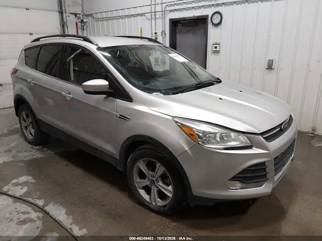 1FMCU9G91GUB17076 — 2016 Ford Escape SE, Естественный износ (Normal Wear & Tear), фото до ремонта