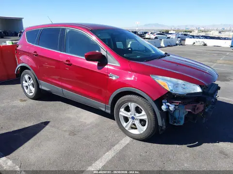 1FMCU0GX2GUA94045 — 2016 Ford Escape SE, Передняя часть (Front & Rear), фото до ремонта