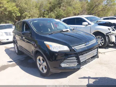 1FMCU0GX8GUA08852 — 2016 Ford Escape SE, Естественный износ (Normal Wear & Tear), фото до ремонта